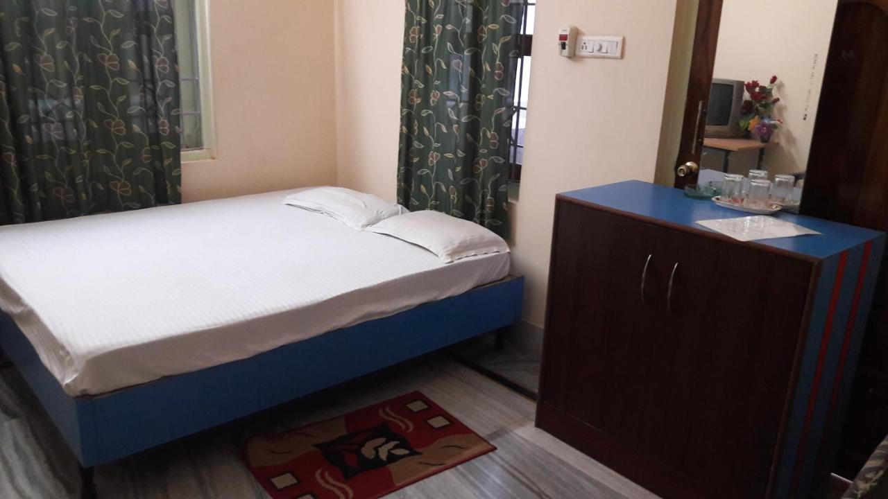 Shanti Guesthouse Бхубанешвара Экстерьер фото